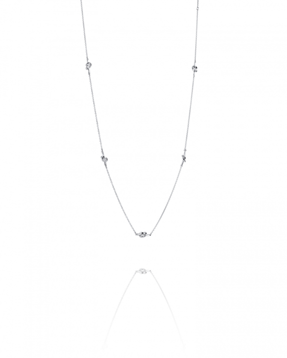 Love Knot Flow Necklace in der Gruppe Halsketten / Silberhalsketten bei SCANDINAVIAN JEWELRY DESIGN (10-100-02172-0000)