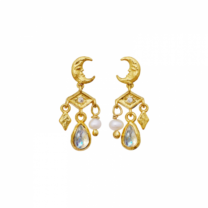 Colline Earrings Gold in der Gruppe Ohrringe / Perlenohrringe bei SCANDINAVIAN JEWELRY DESIGN (10036A)