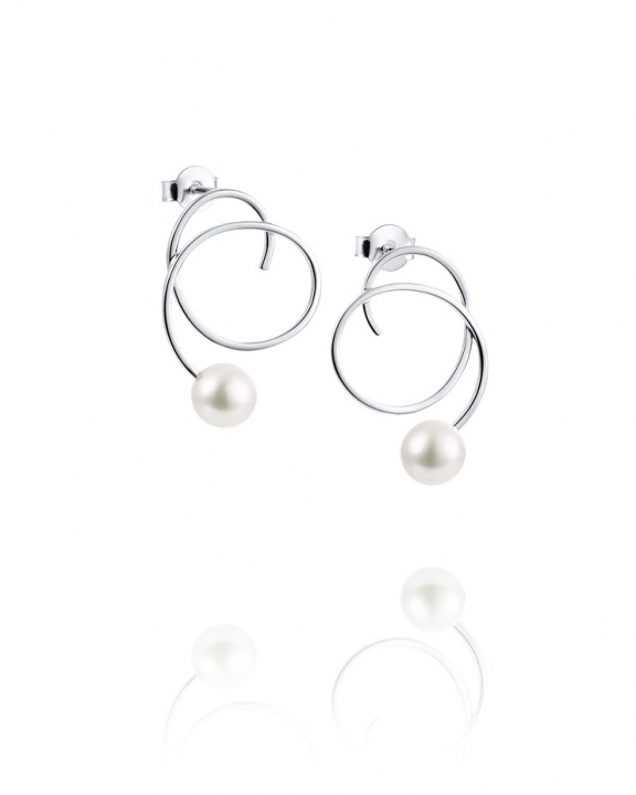 Little Curly Pearly Ohrring Silber in der Gruppe Ohrringe / Perlenohrringe bei SCANDINAVIAN JEWELRY DESIGN (12-100-02095-0000)