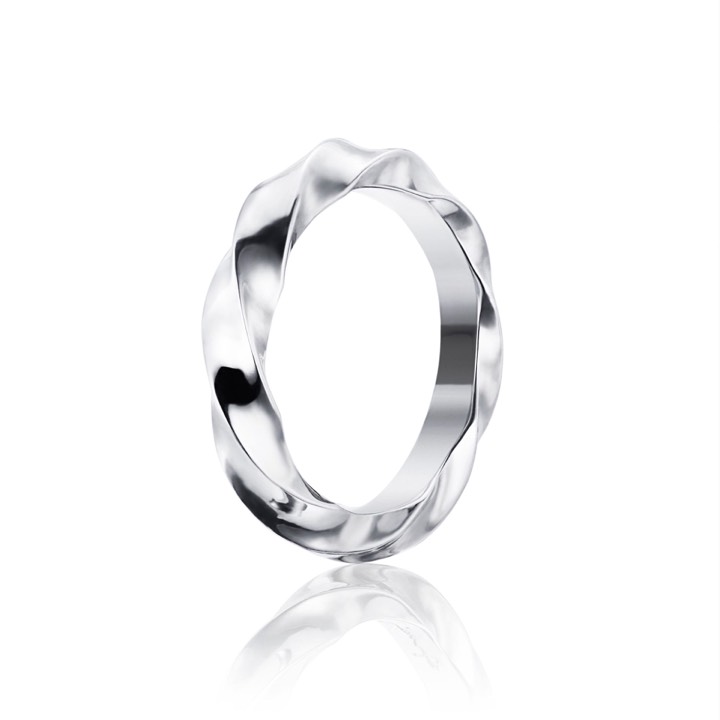 Viking Wide Ring Silber in der Gruppe Ringe / Silberringe bei SCANDINAVIAN JEWELRY DESIGN (13-100-00979)