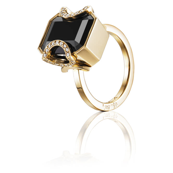 Product Image for Efva Attling Little Magic Star - Onyx Ring Gold 15.00 mm