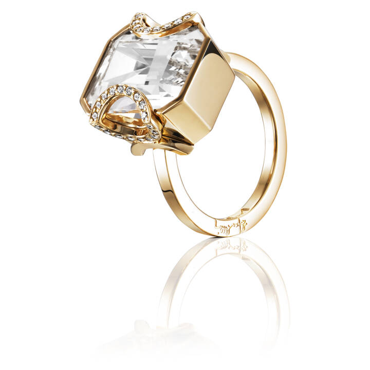 Little Magic Star - Crystal Quartz Ring Gold in der Gruppe Ringe / Verlobungs- & Eheringe bei SCANDINAVIAN JEWELRY DESIGN (13-101-01244)