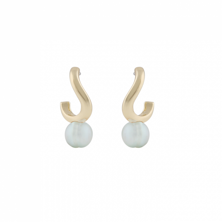 Julie small ear Gold light blue in der Gruppe Ohrringe / Goldohrringe bei SCANDINAVIAN JEWELRY DESIGN (1311-6400-378)