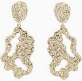 Lauren pendant Earring Gold in der Gruppe Ohrringe / Goldohrringe bei SCANDINAVIAN JEWELRY DESIGN (1330-6900-257)
