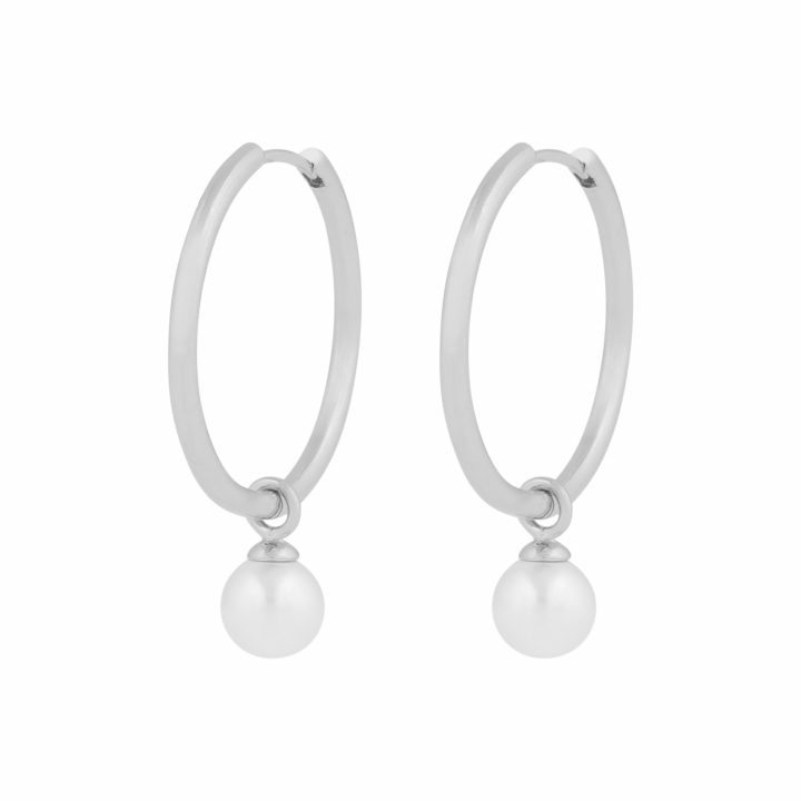 Karan pendant ring Earrings Silver in der Gruppe Ohrringe / Perlenohrringe bei SCANDINAVIAN JEWELRY DESIGN (1399-6400-010)