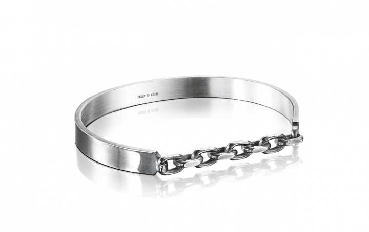 Chain Chain Cuff - Black Bracelet Silber in der Gruppe Armbänder / Armreifen bei SCANDINAVIAN JEWELRY DESIGN (14-100-01139)