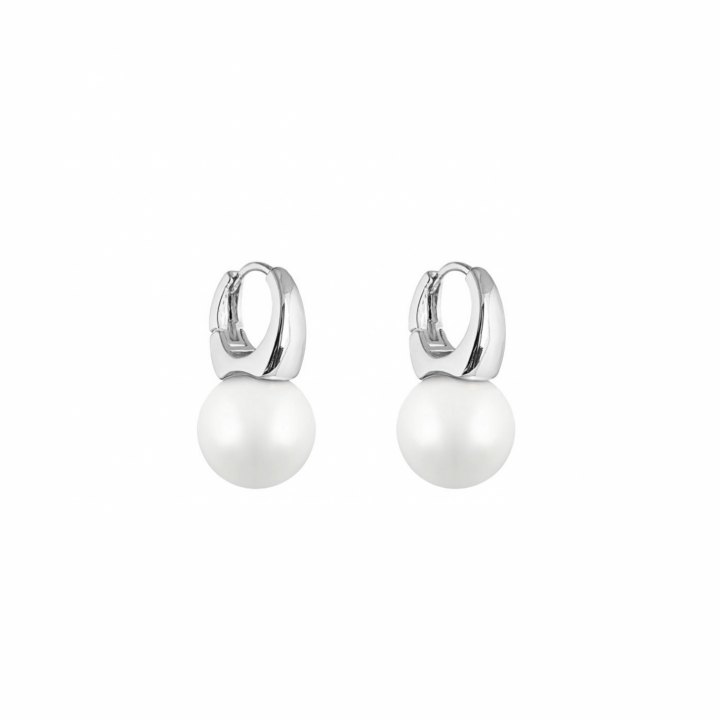 Jackie short Earrings Silver in der Gruppe Ohrringe / Perlenohrringe bei SCANDINAVIAN JEWELRY DESIGN (1404-6600-010)