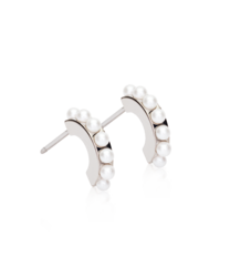 NT Pendant Pearl Curved 10 mm, White in der Gruppe Ohrringe / Perlenohrringe bei SCANDINAVIAN JEWELRY DESIGN (15-12146-59)