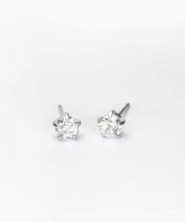 ST Tiffany Precious 5mm cz white in der Gruppe Ohrringe / Silberohrringe  bei SCANDINAVIAN JEWELRY DESIGN (15-1494-30)