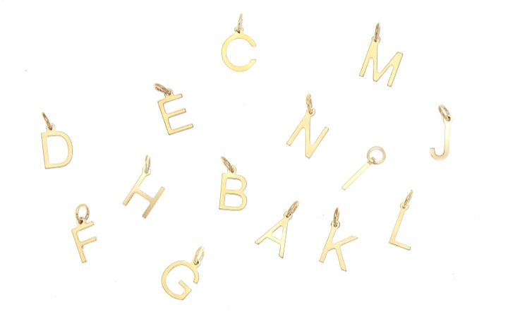 Letters bokstäver A-Z Gold in der Gruppe Halsketten / Goldhalsketten bei SCANDINAVIAN JEWELRY DESIGN (161212R)