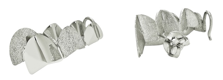 Roof double Ohrring Silber in der Gruppe Ohrringe / Silberohrringe  bei SCANDINAVIAN JEWELRY DESIGN (1723410001)