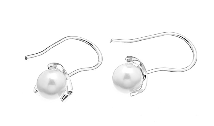 Pearl long Ohrring Silber in der Gruppe Ohrringe / Perlenohrringe bei SCANDINAVIAN JEWELRY DESIGN (1815471002)