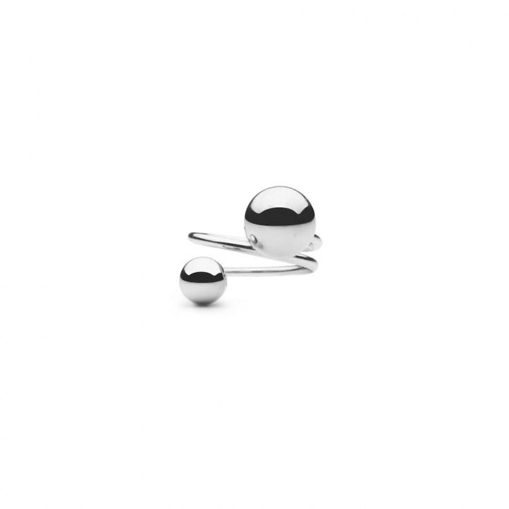 Globe big ring Silber in der Gruppe Ringe / Silberringe bei SCANDINAVIAN JEWELRY DESIGN (22155701R)