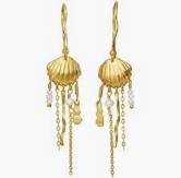 ZALE Earrings Gold in der Gruppe Ohrringe / Perlenohrringe bei SCANDINAVIAN JEWELRY DESIGN (9901A)