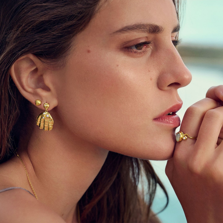  in der Gruppe Ohrringe / Goldohrringe bei SCANDINAVIAN JEWELRY DESIGN (9902A)