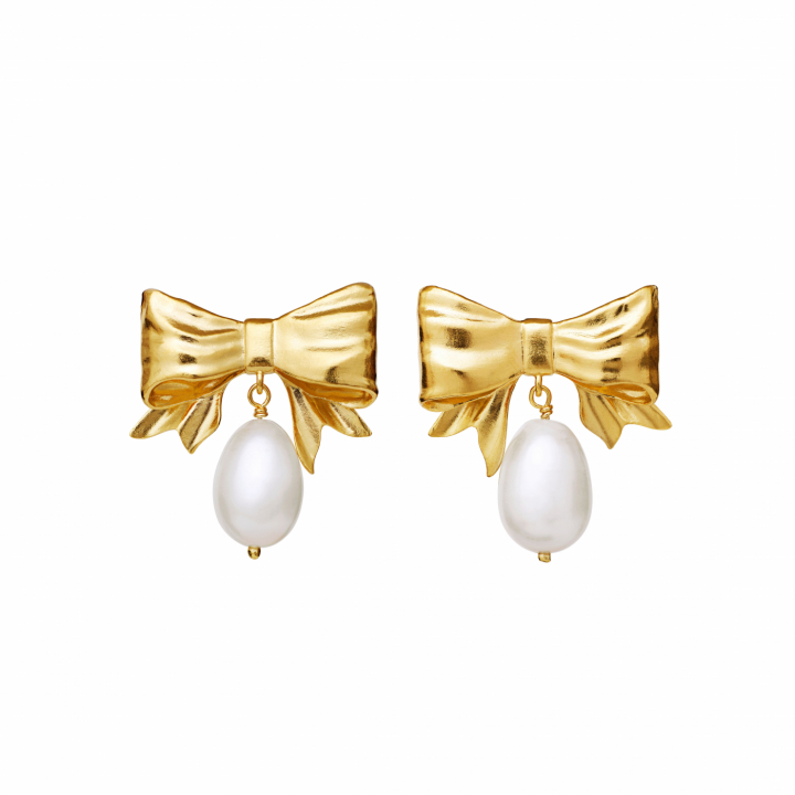 Diana earrings gold in der Gruppe Ohrringe / Perlenohrringe bei SCANDINAVIAN JEWELRY DESIGN (9957A)