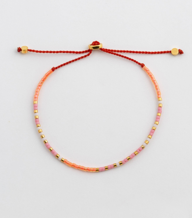 Code Bracelet Gold in der Gruppe Armbänder bei SCANDINAVIAN JEWELRY DESIGN (BG1146KG)