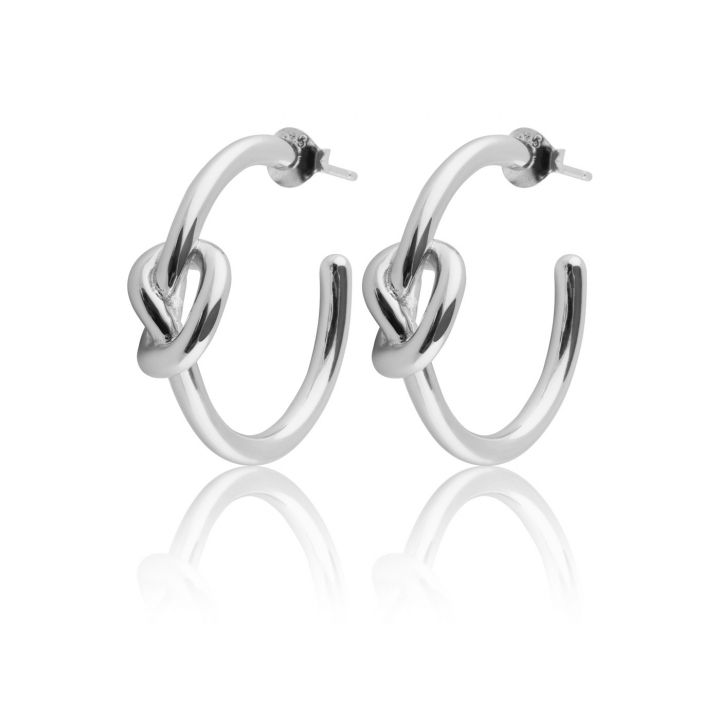 Knot Mini Hoops Ohrring (Silber) in der Gruppe Ohrringe / Silberohrringe  bei SCANDINAVIAN JEWELRY DESIGN (E2104RHS0-OS)