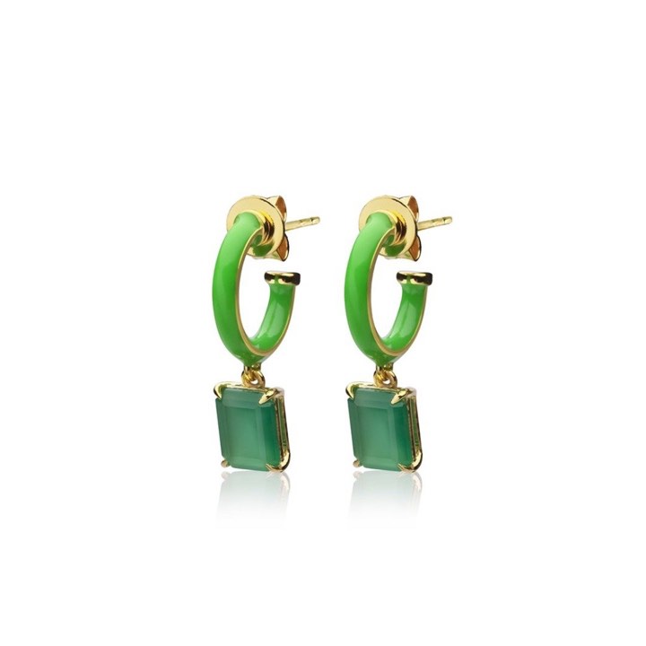Iris enamel hoops green (gold) in der Gruppe Ohrringe / Goldohrringe bei SCANDINAVIAN JEWELRY DESIGN (E2151GEGO-OS)