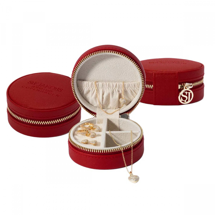 Red jewelry box (1 piece) in der Gruppe Accessoires / Uhren bei SCANDINAVIAN JEWELRY DESIGN (SJ-SY10730)