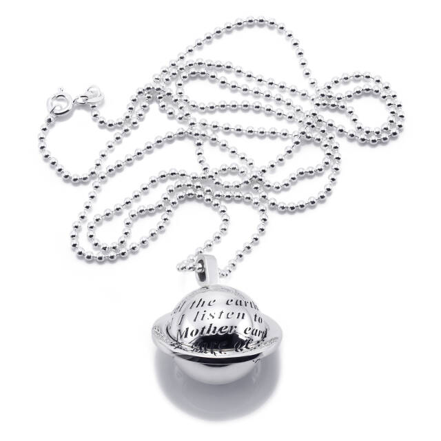 Mother Earth Hängeschmuck Silber