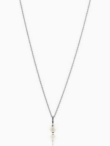 Sweetness pearl Necklace  Silver in der Gruppe Halsketten / Silberhalsketten bei SCANDINAVIAN JEWELRY DESIGN (s205)