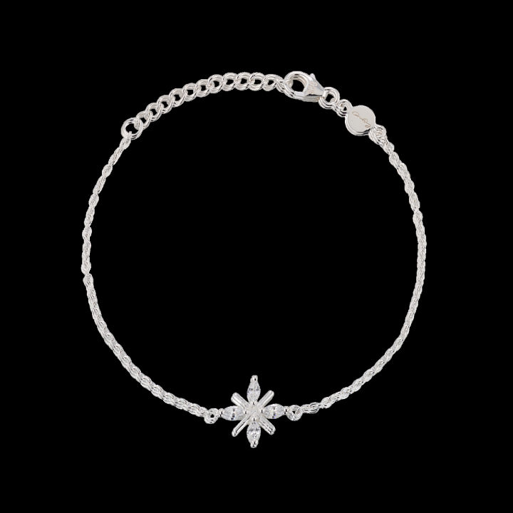 Snowflake Bracelet Silver in der Gruppe Armbänder / Silberarmbänder bei SCANDINAVIAN JEWELRY DESIGN (s363)