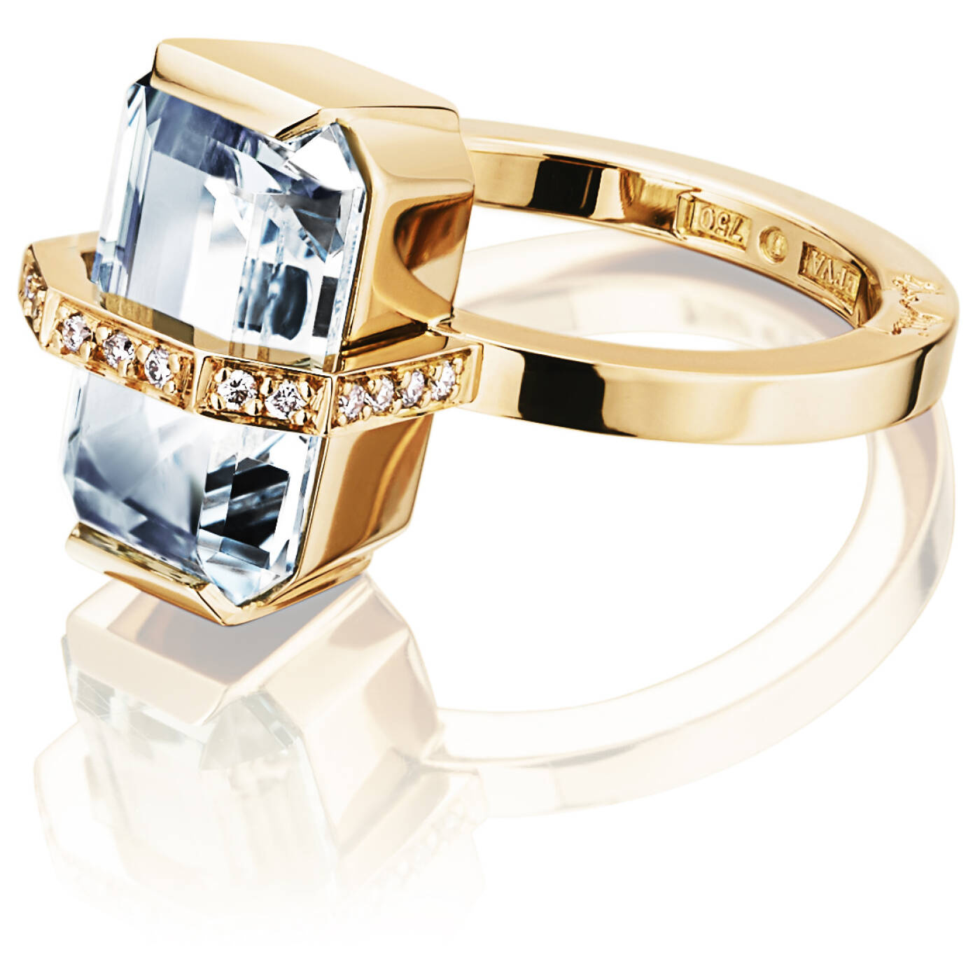 Little Bend Over - Aquamarine Ring Gold