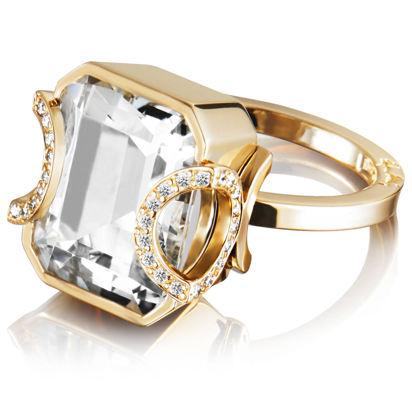 Little Magic Star - Crystal Quartz Ring Gold