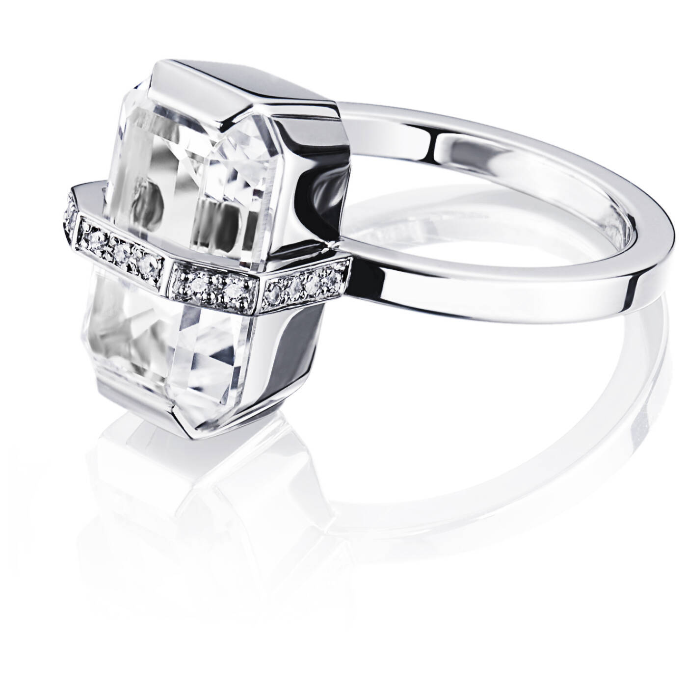 Little Bend Over - Crystal Quartz Ring Weißgold