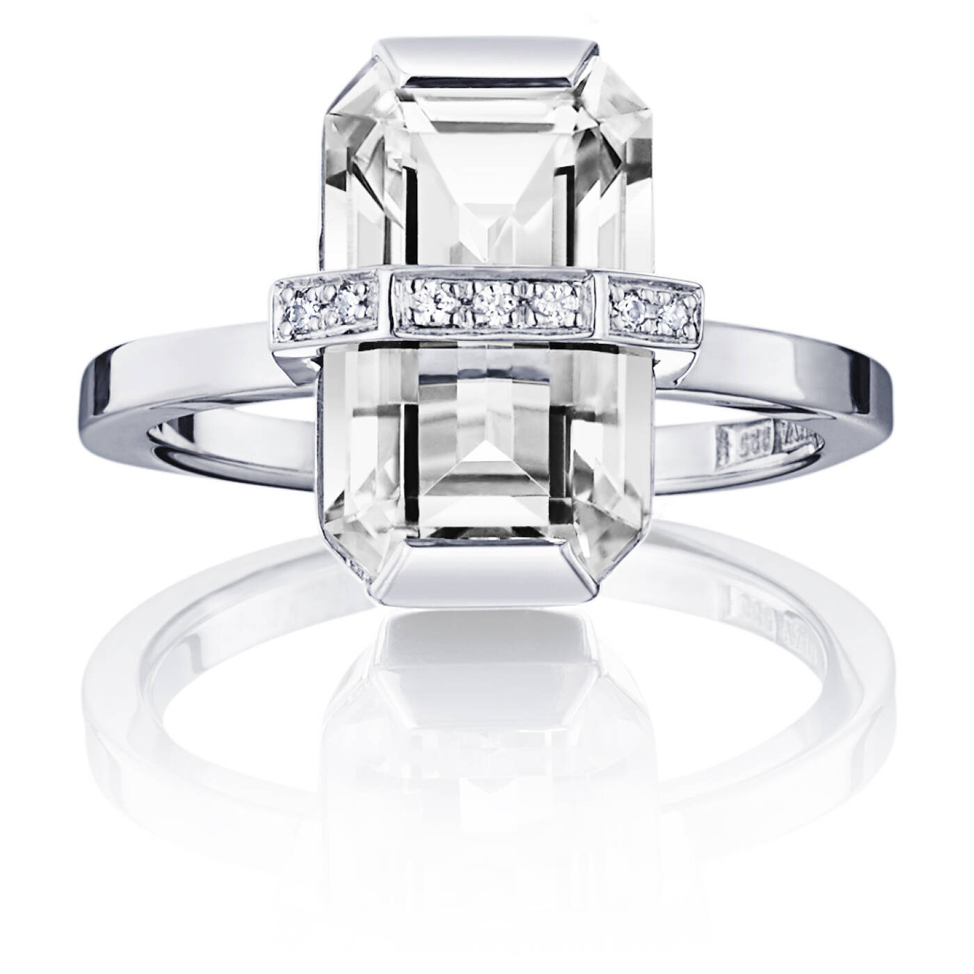 Little Bend Over - Crystal Quartz Ring Weißgold