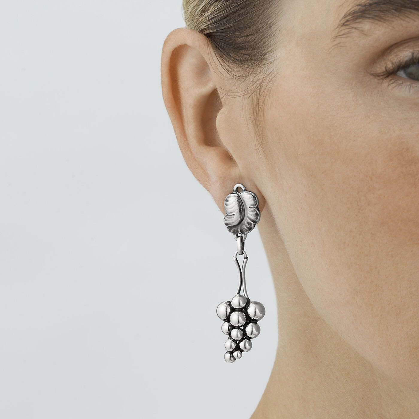 MOONLIGHT GRAPES Ohrring Silber, OXIDISED