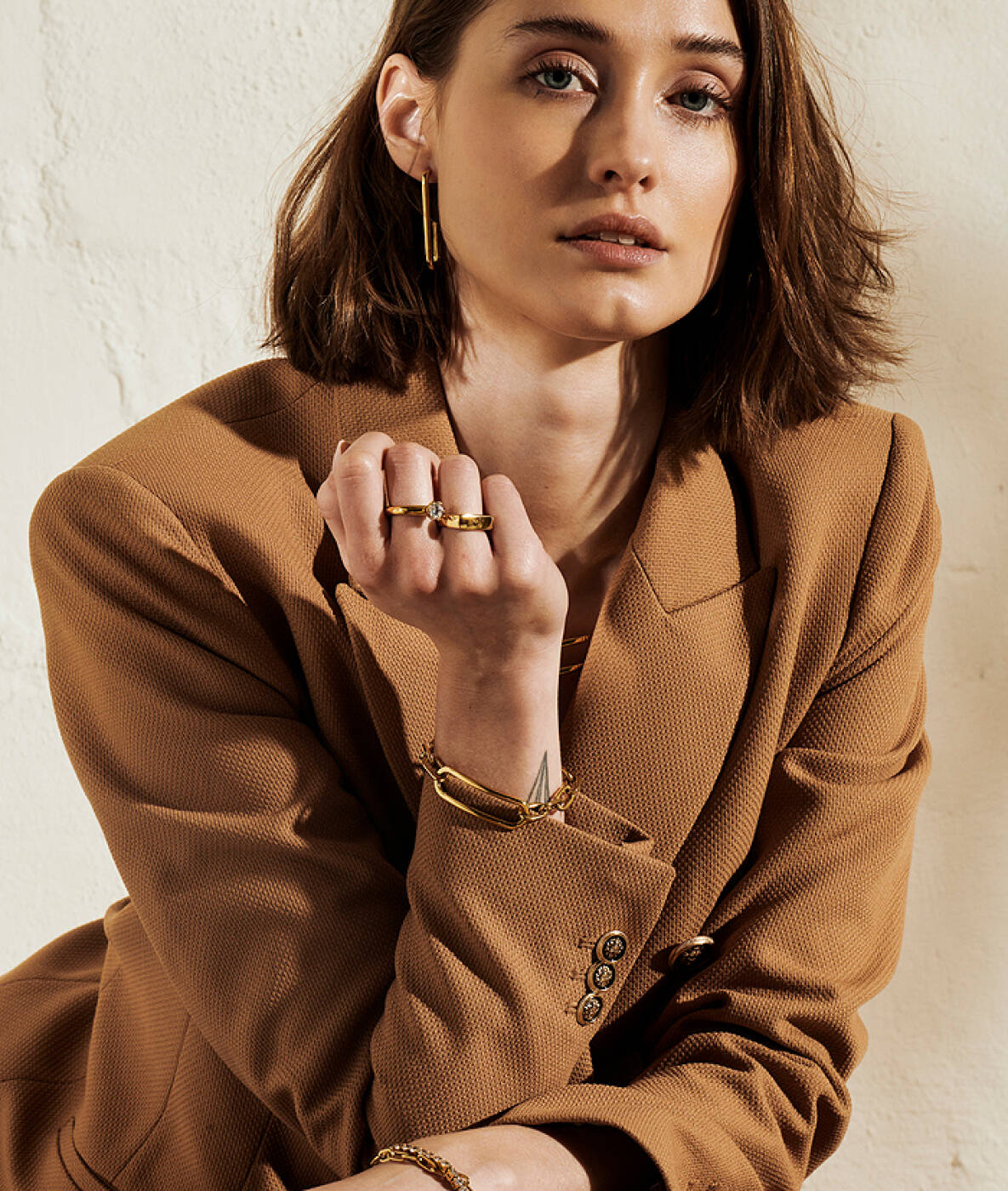 CHANIA Single Ohrringe Gold