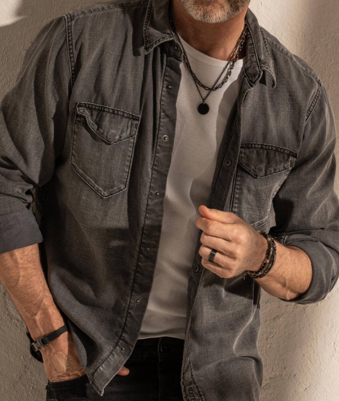 CHARLIE Halsketten Gun Metal