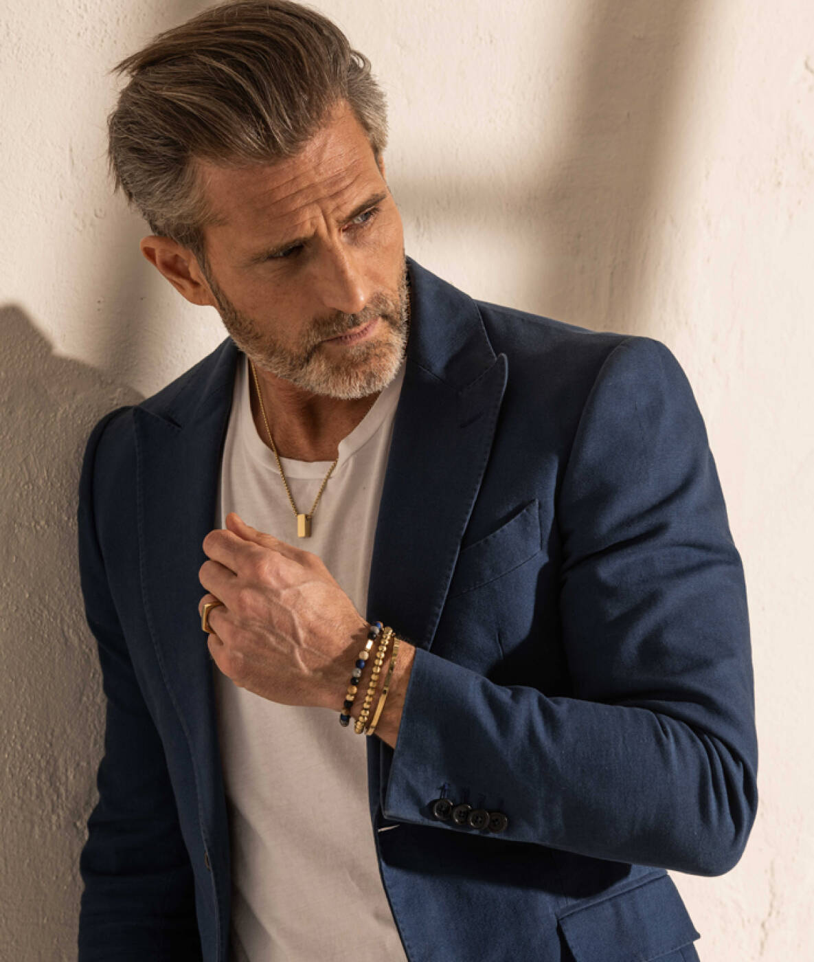 TIM Medium Bangle Armbänder Gold