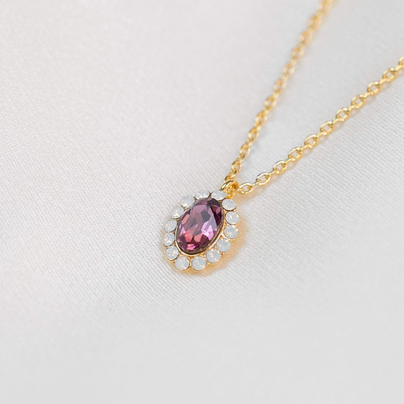 Petite Moon Halsketten - Iris