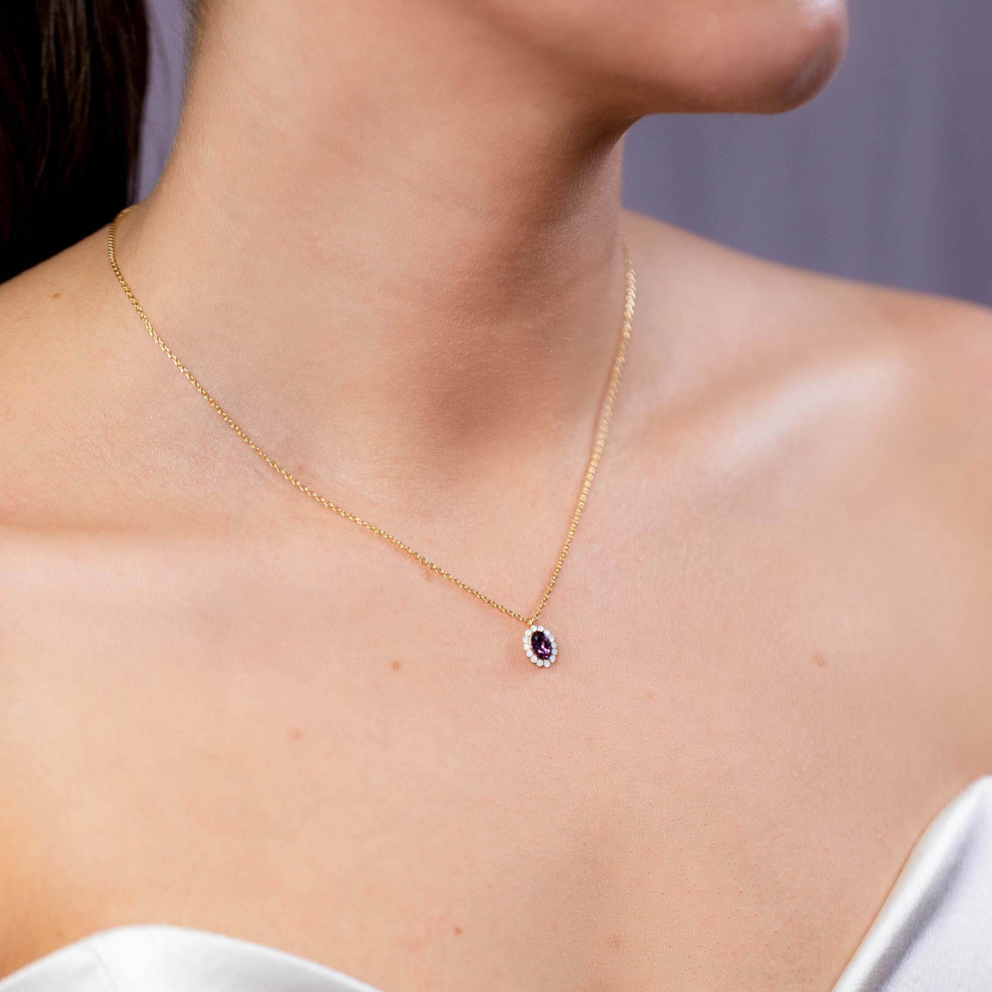 Petite Moon Halsketten - Iris