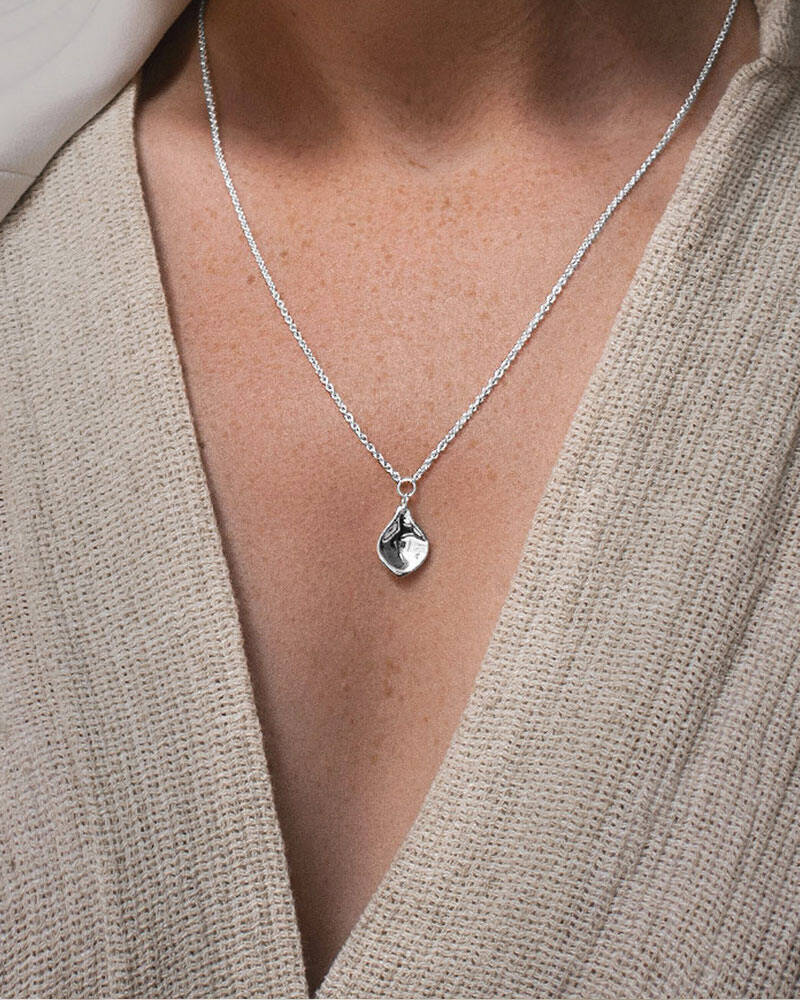 Gaias Grace single Halsketten Silber