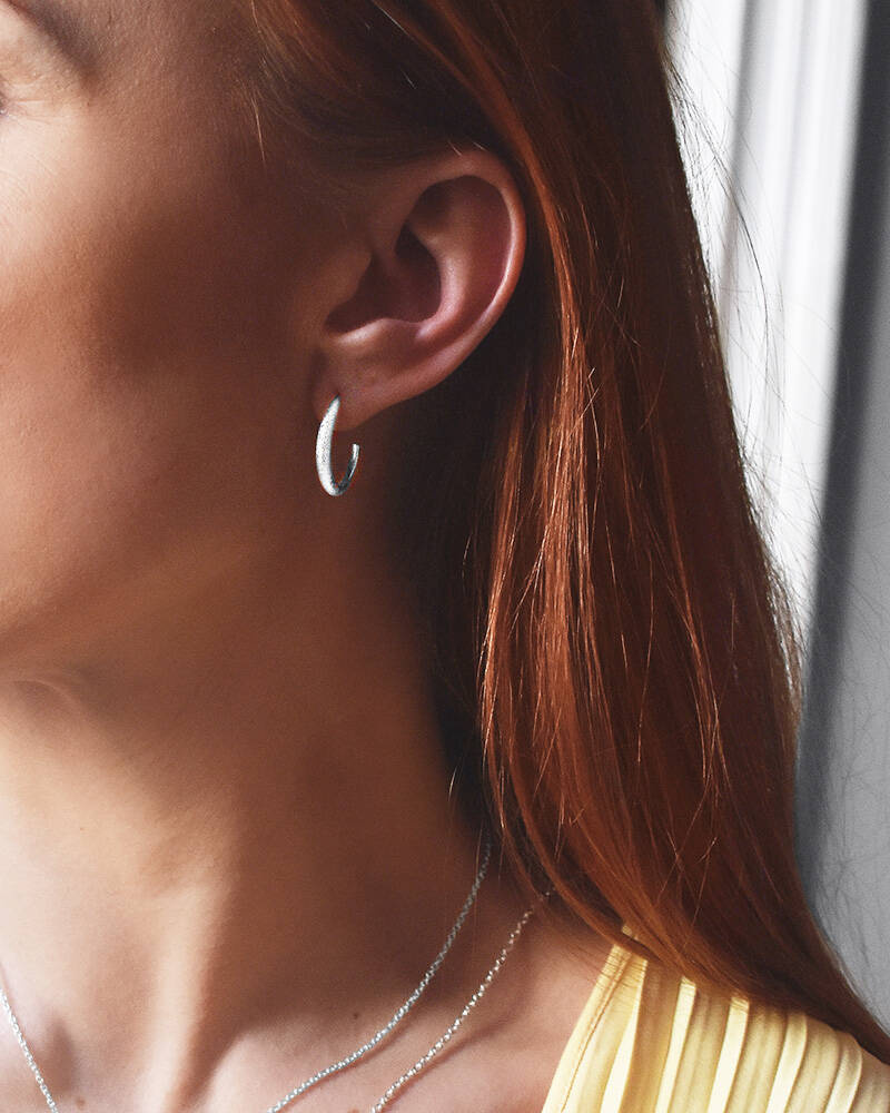 Les Amis hoops matte Silber